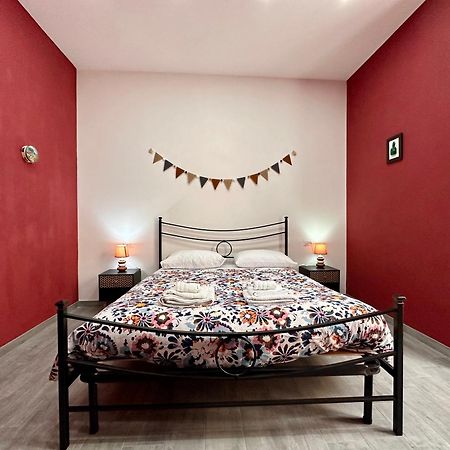 نابولي B&B I Tre Santi المظهر الخارجي الصورة