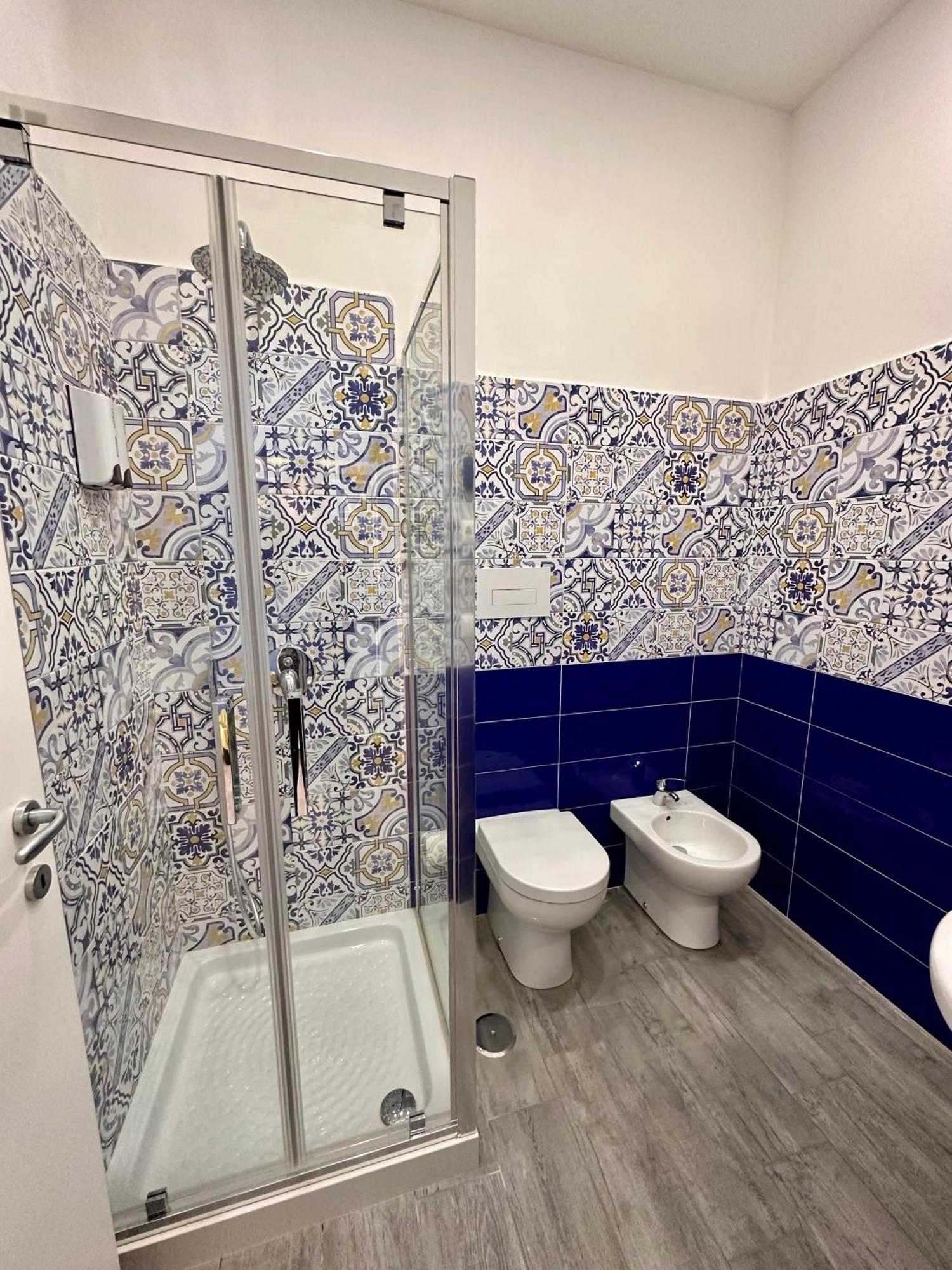 نابولي B&B I Tre Santi المظهر الخارجي الصورة