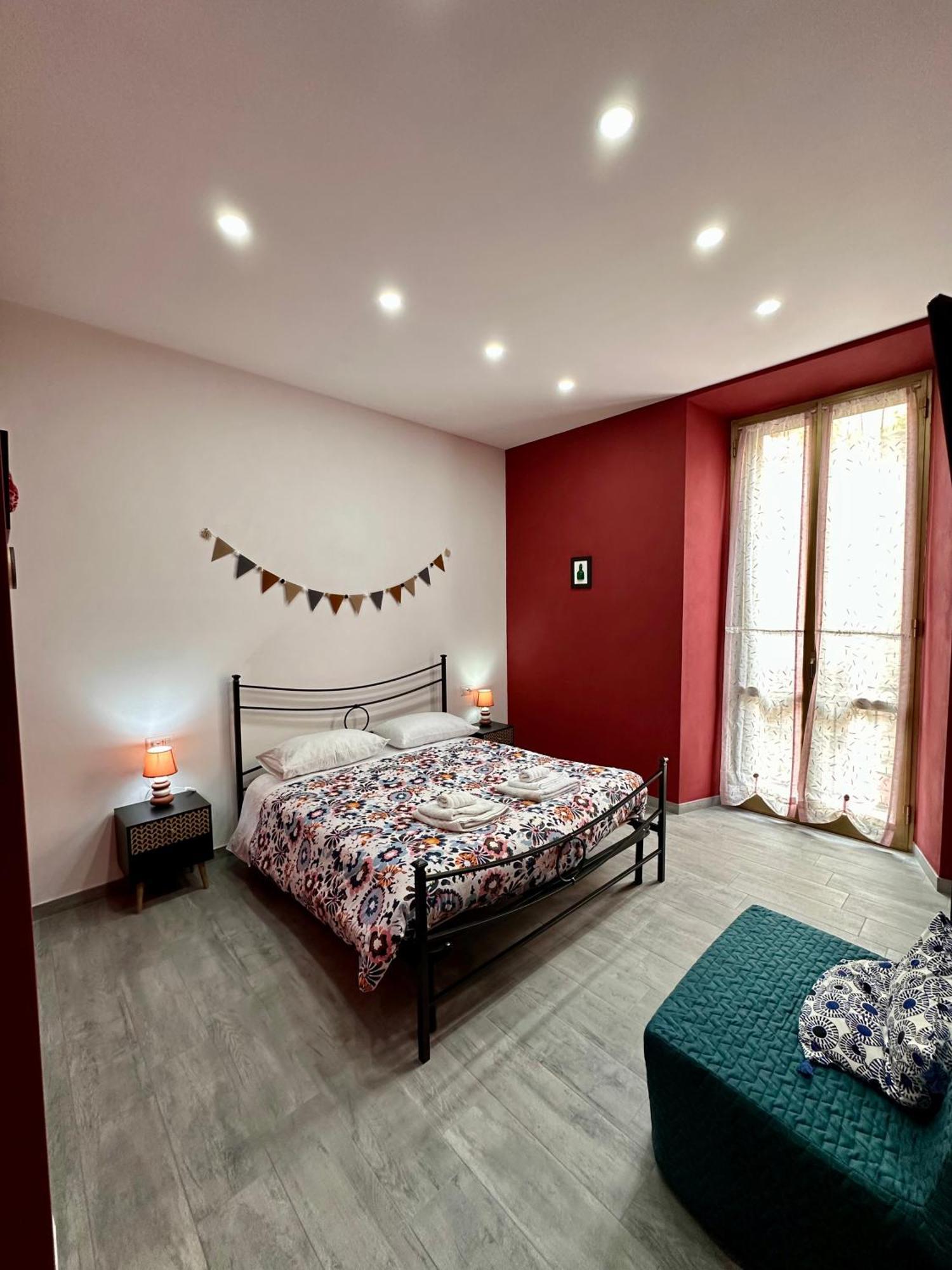 نابولي B&B I Tre Santi المظهر الخارجي الصورة