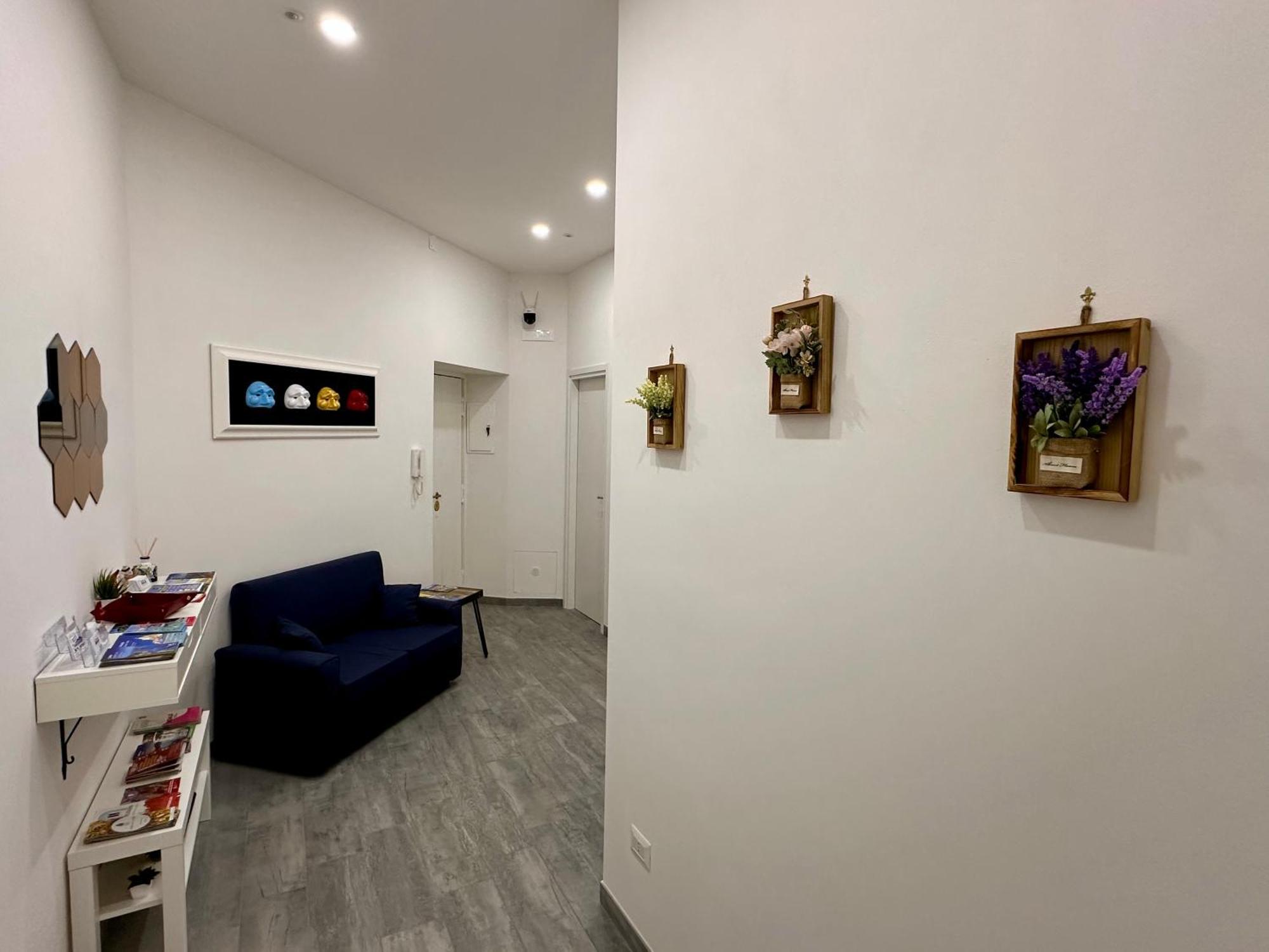 نابولي B&B I Tre Santi المظهر الخارجي الصورة